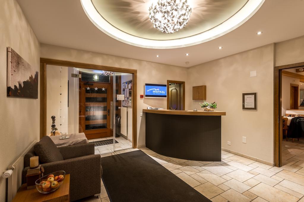 Hotel Mistral Superior Саас-Фее Екстериор снимка